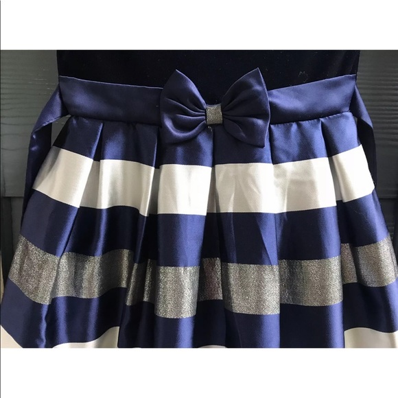 Jona Michelle Girl Dress Sz 8 Blue Silver Top Velvet Lined String Button Closure - Picture 3 of 9